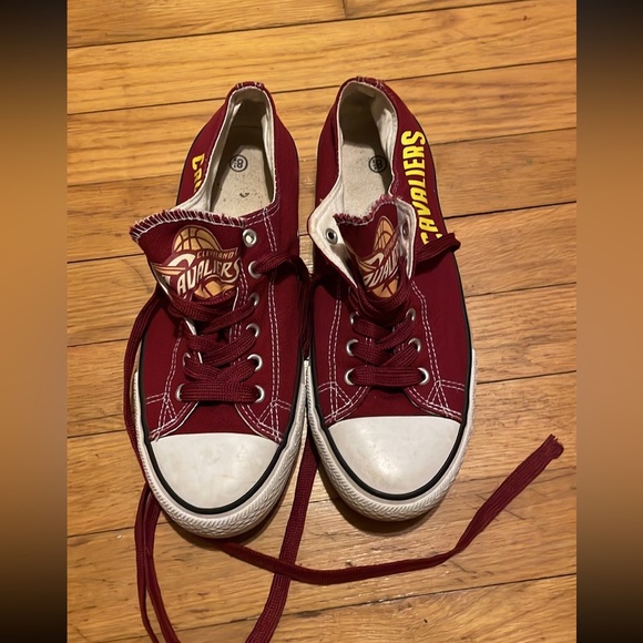 Cleveland Cavaliers Converse All Star Shoes - Picture 2 of 6